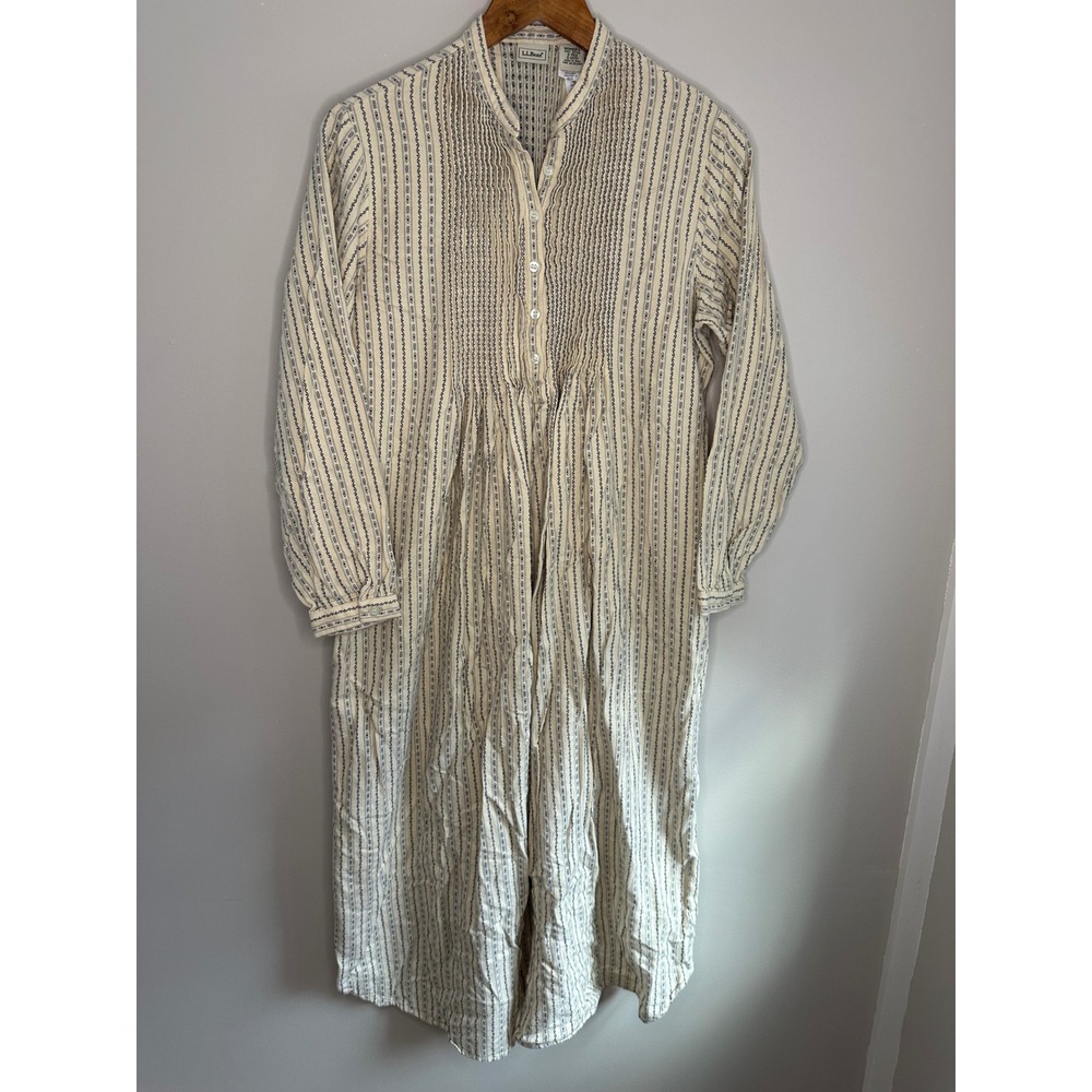 L.L. Bean Pintuck Dobby Nightgown Womens S Regular Cream Blue EUC Cotton Striped